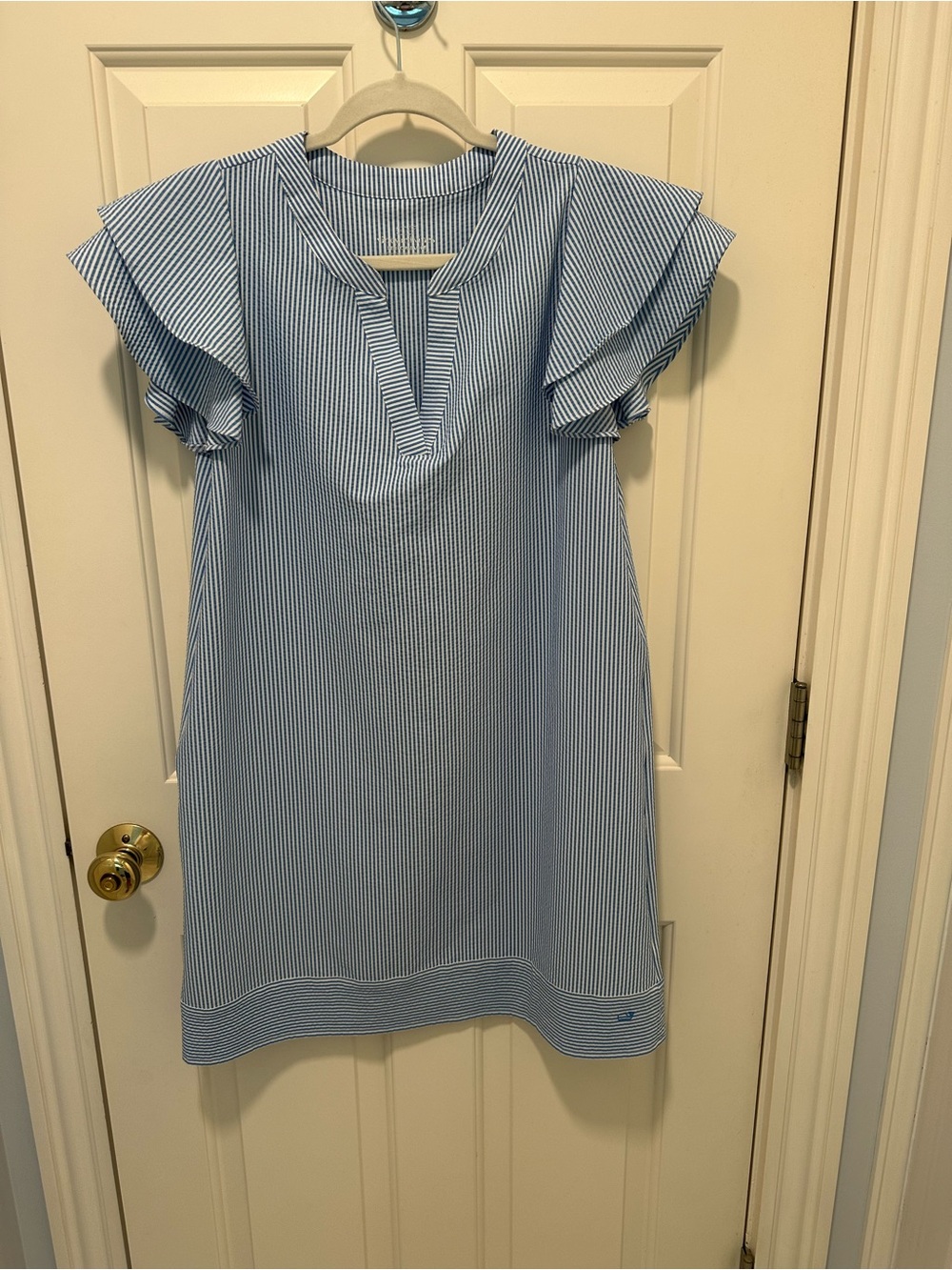 Vineyard Vines Light Blue & White Seersucker Flutter Sleeve Mini Dress